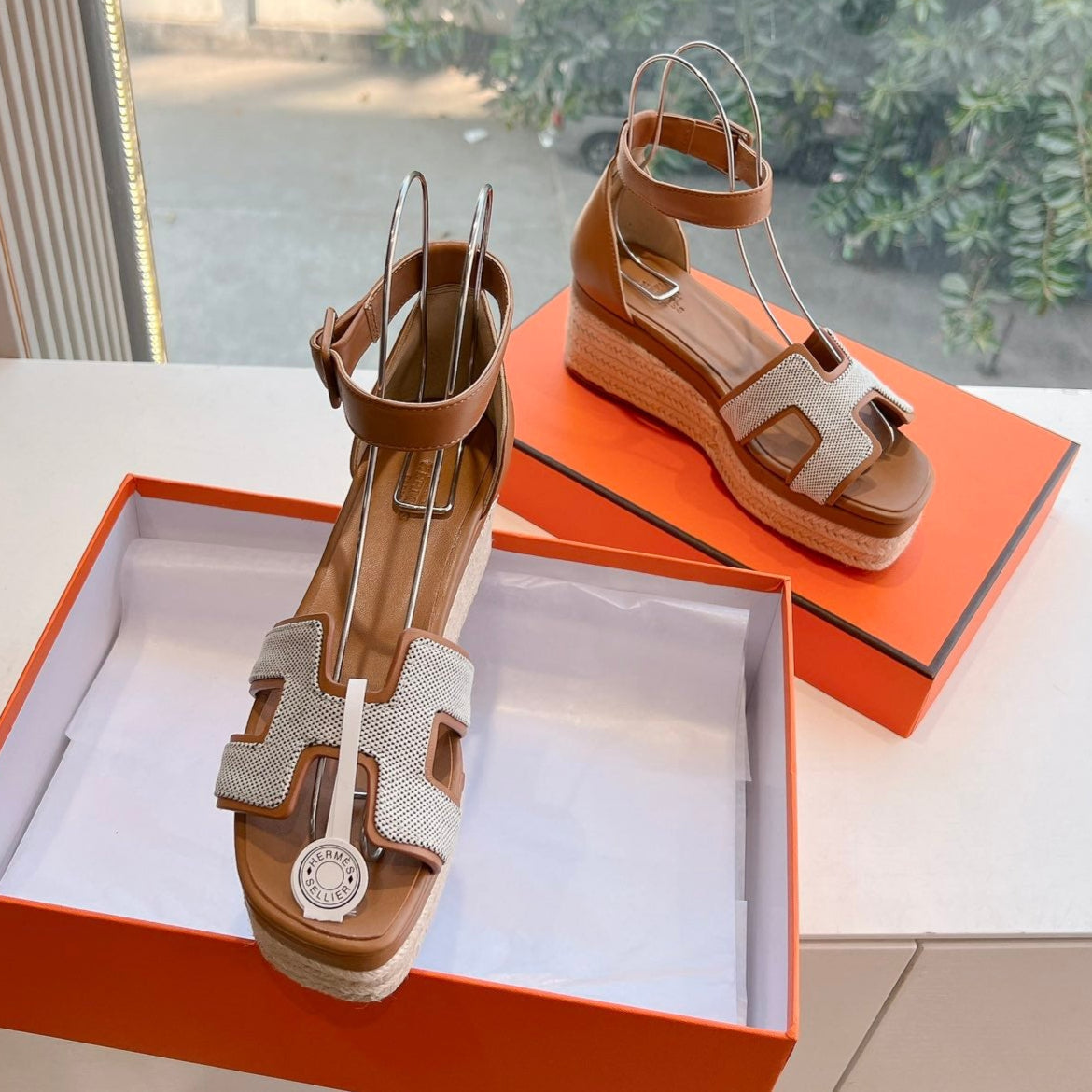 ELDA ESPADRILLE IN WHITE FABRIC AND BRONZE BROWN CALFSKIN