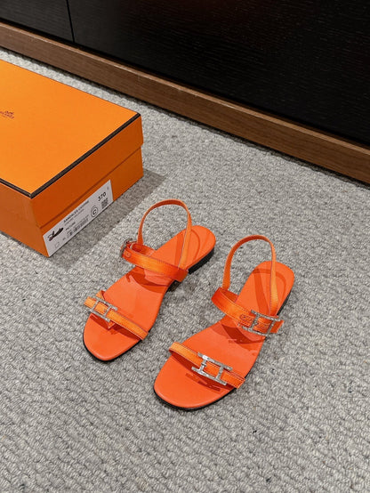 BUCKLE SANDAL BRIGHT ORANGE CALFSKIN