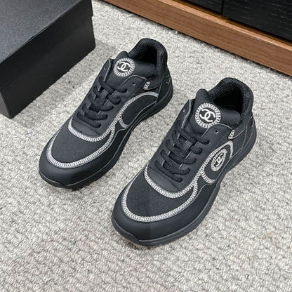 CLASSIC TRAINER IN BLACK FABRIC