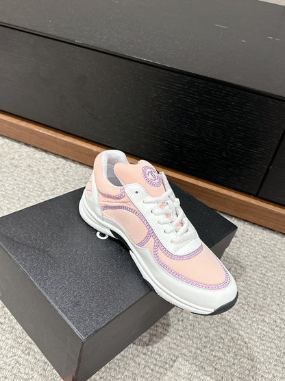 CLASSIC TRAINER IN LIGHT PINK MIX WHITE FABRIC