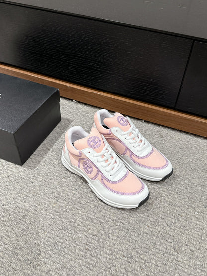 CLASSIC TRAINER IN LIGHT PINK MIX WHITE FABRIC