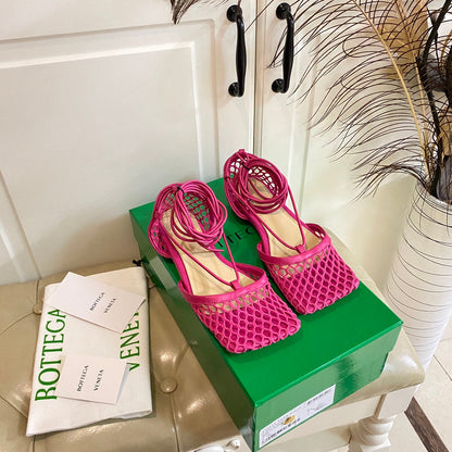 STRETCH LACE-UP FLAT SANDAL IN BRIGHT PINK METALLIZED MESH AND LEATHER