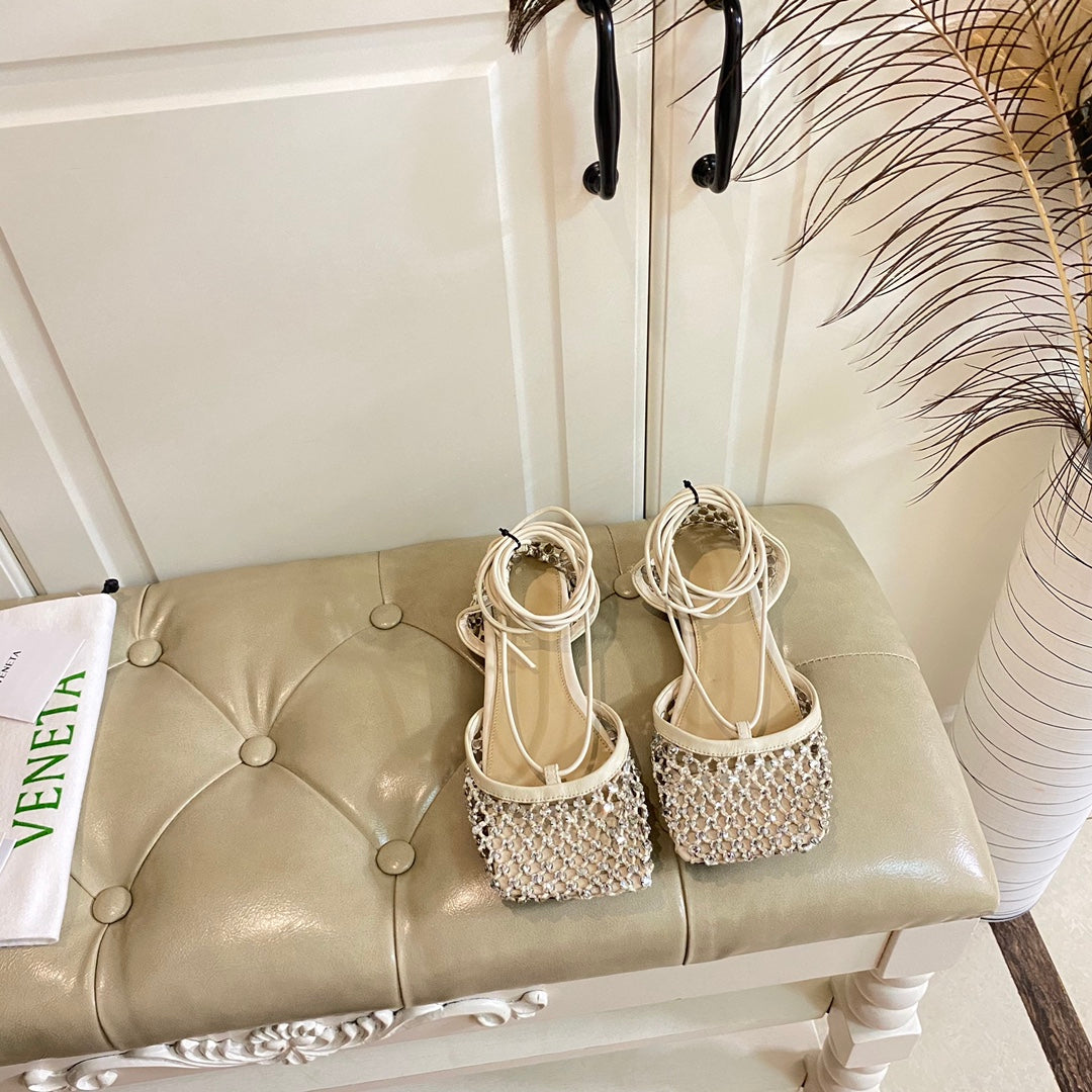 LACE-UP FLAT SANDAL IN WHITE CREAM METALLIZED MESH AND LEATHER WITH RHINSTONES