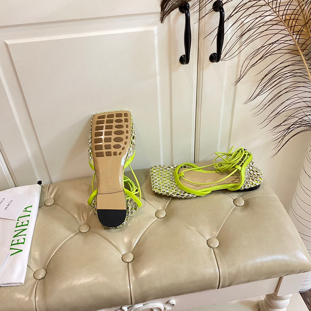 LACE-UP FLAT SANDAL IN NEON YELLOW METALLIZED MESH AND LEATHER WITH RHINSTONES
