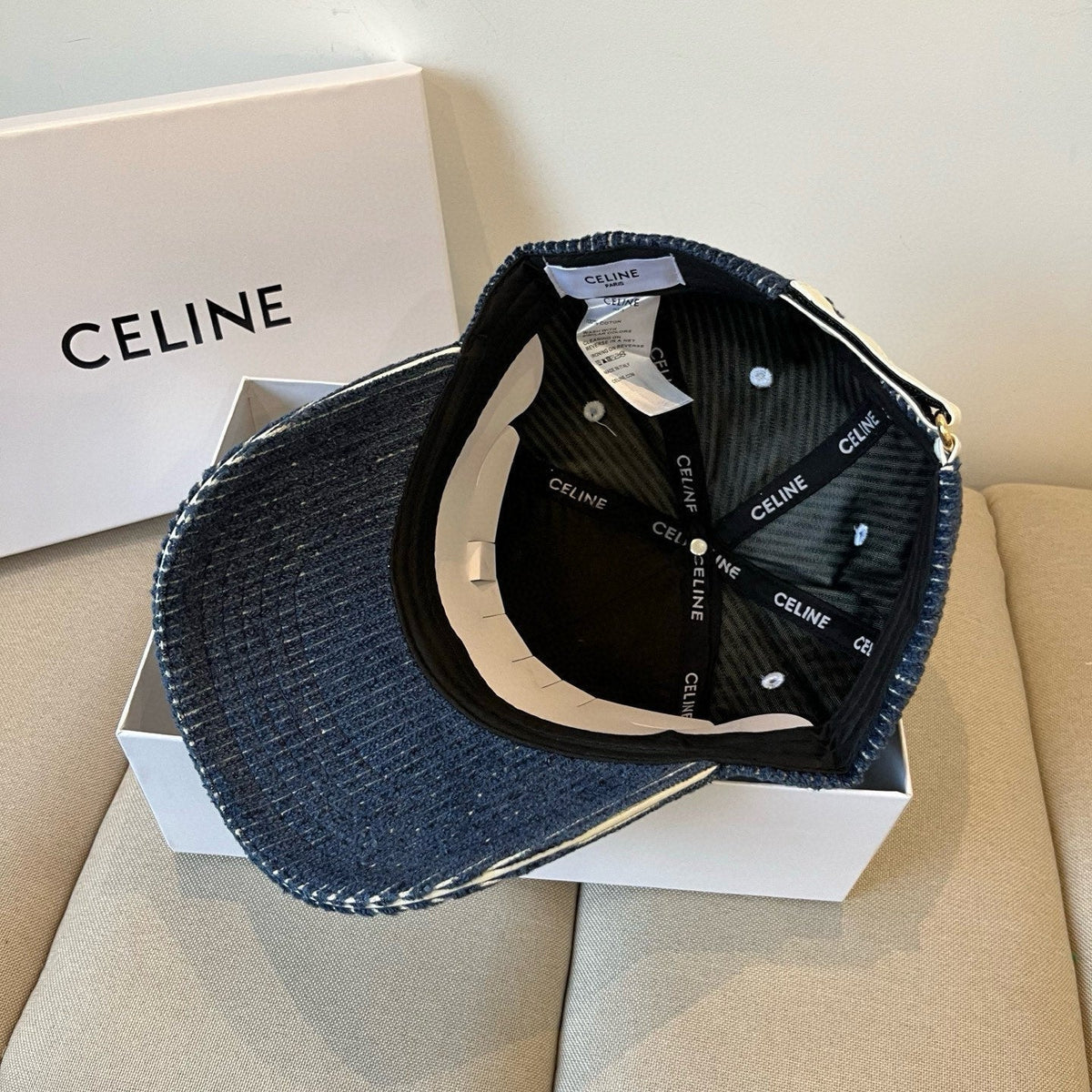 BASEBALL CAP MODEL 650191 IN NAVY BLUE CORDUROY