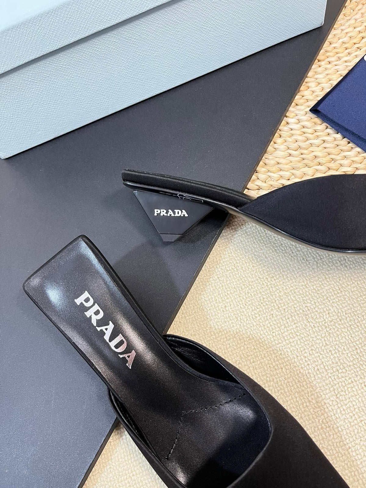 PRA SQUARE TOE MULES BLACK SATIN