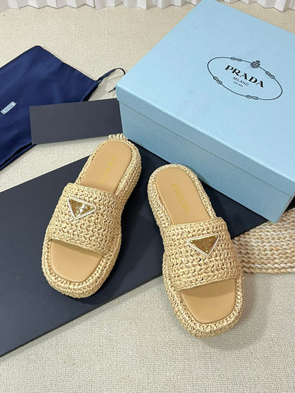 Crochet Flatform Slides 40 Beige