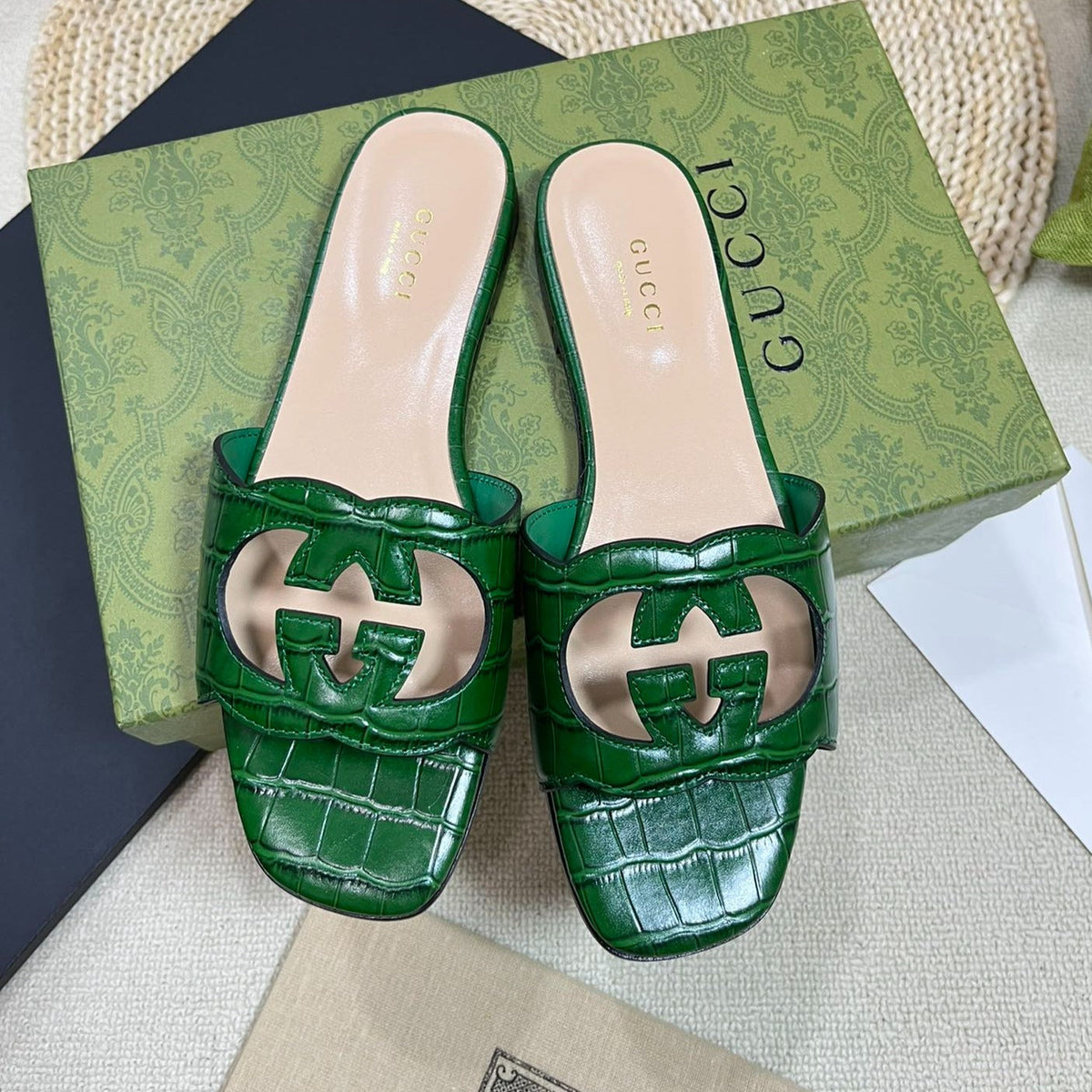GG Cut Out Slide Sandals Forest Green