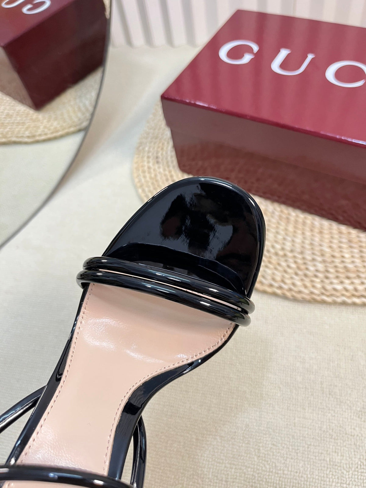 HIGH SANDAL 10 CM IN BLACK GLOSSY CALFSKIN