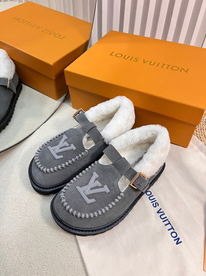 COLORADO COMFORT MARY JANE IN SHADOW GRAY SUEDE AND SHEARLING LINING