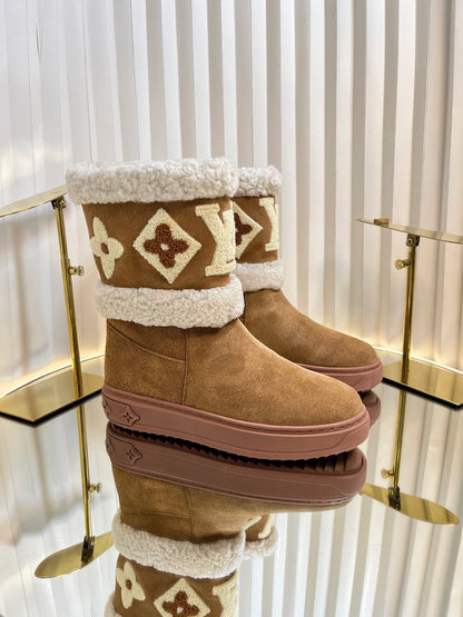SNOWDROP FLAT ANKLE BOOTS IN CIDER BROWN SUEDE