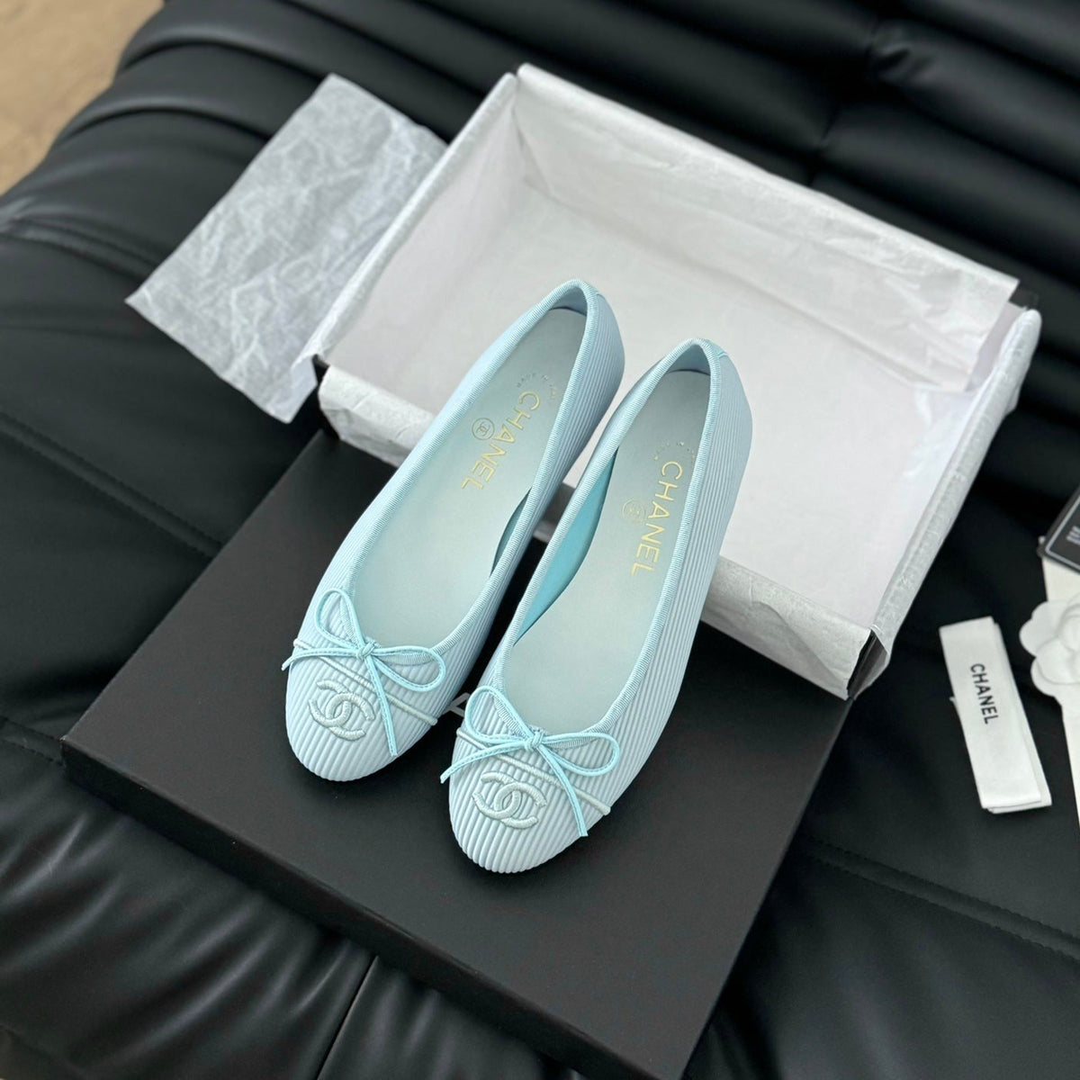 CLASSIC BALLET FLATS LIGHT BLUE LAMBSKIN