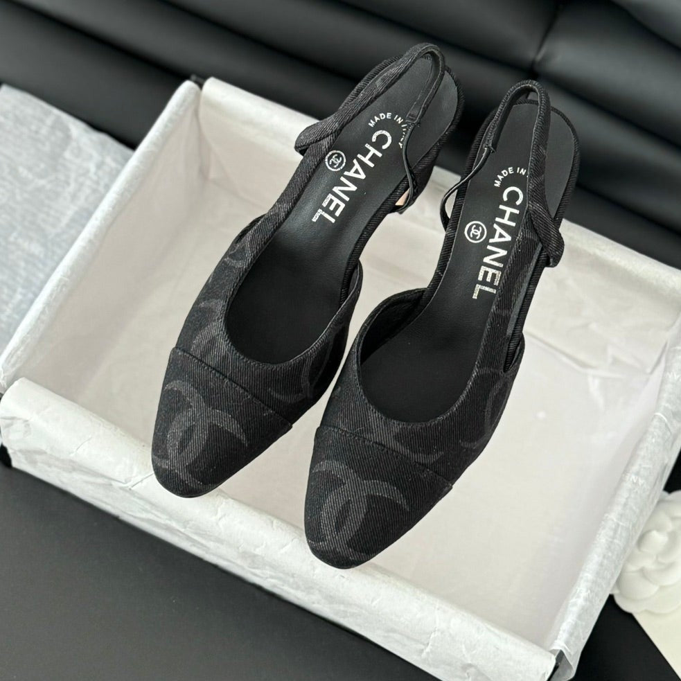 CLASSIC HIGH SLINGBACK BLACK CALFSKIN