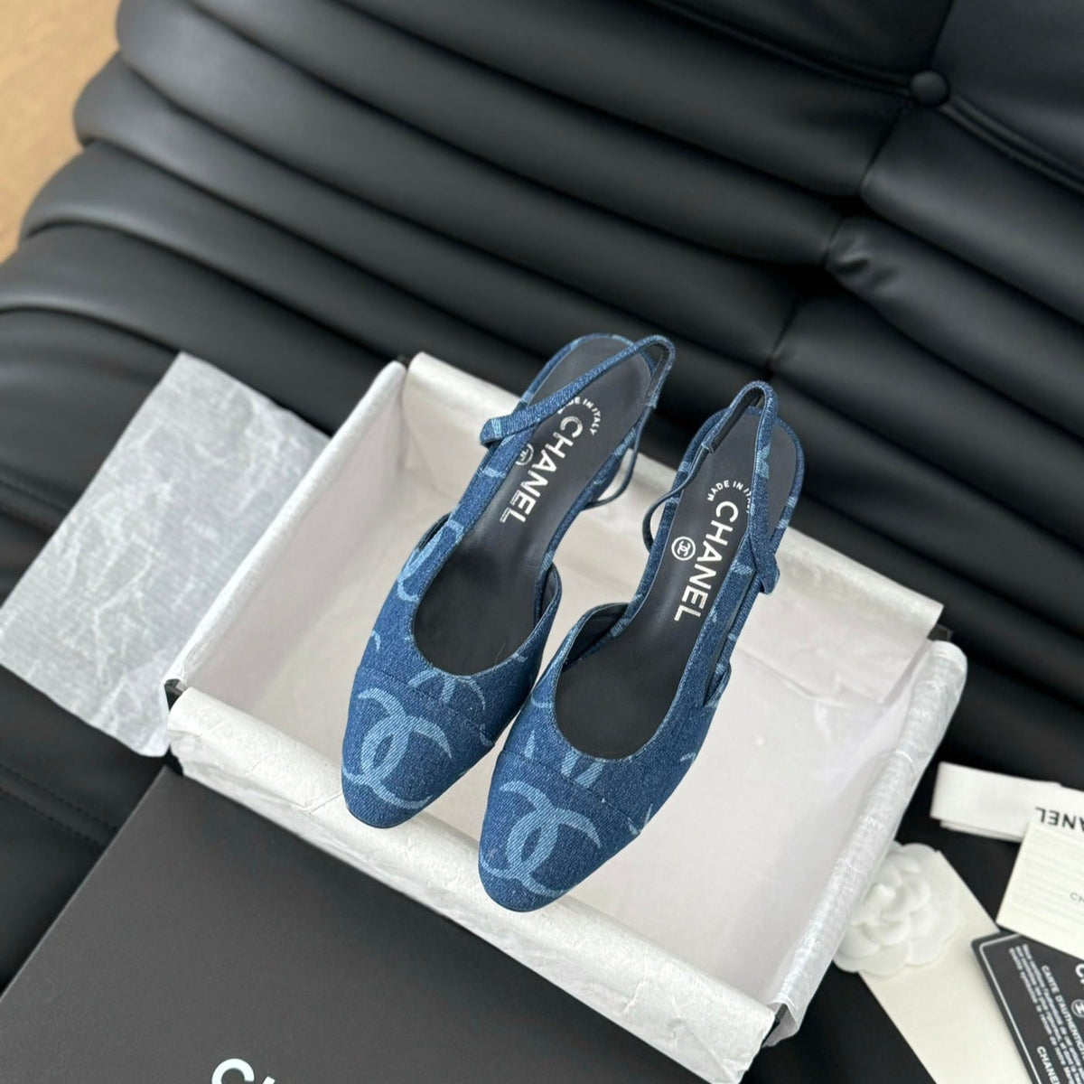 CLASSIC HIGH SLINGBACK NAVY BLUE CALFSKIN