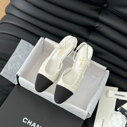 HIGH SLINGBACK IN WHITE TWEED AND BLACK LAMBSKIN
