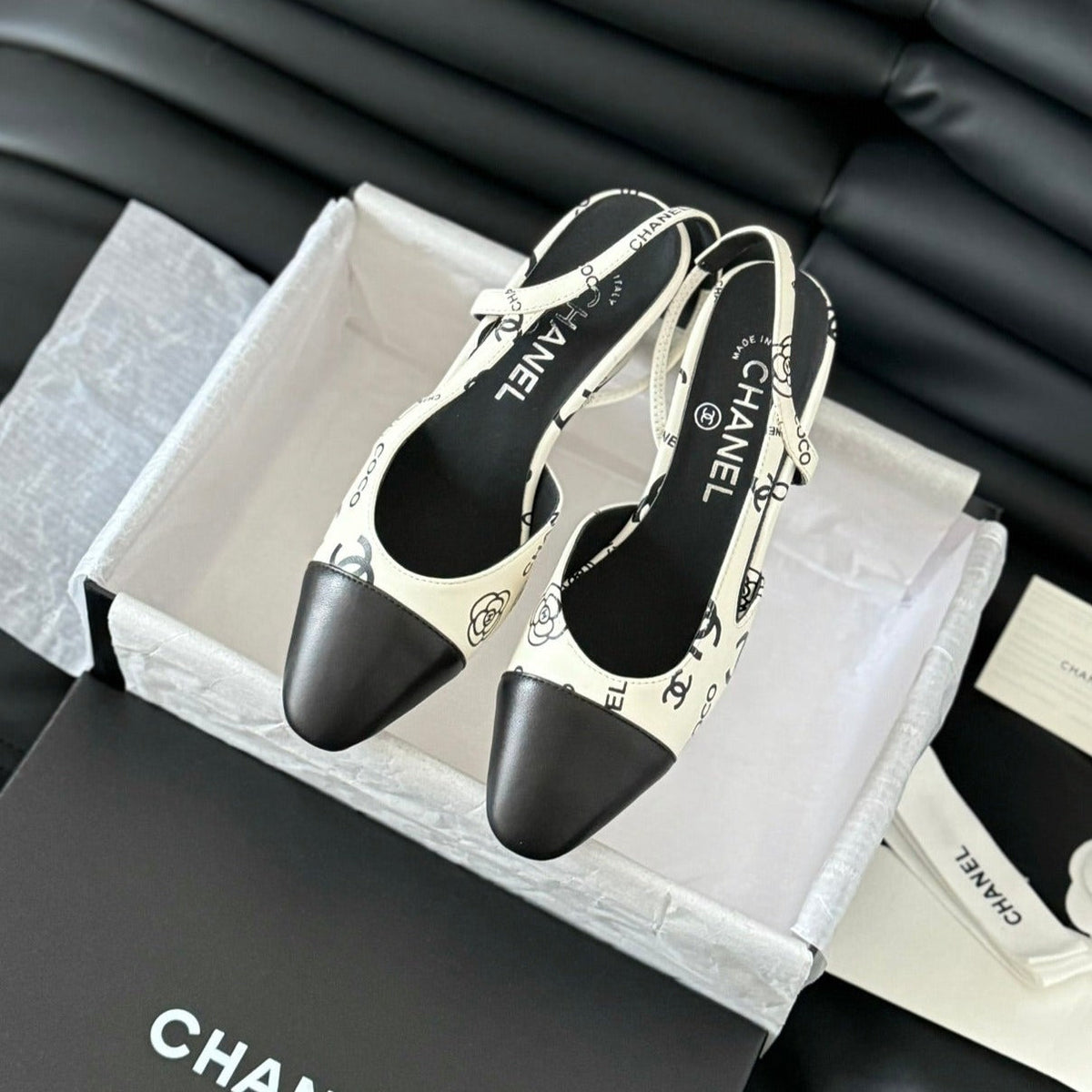 HIGH SLINGBACK IN WHITE MIX BLACK LAMBSKIN