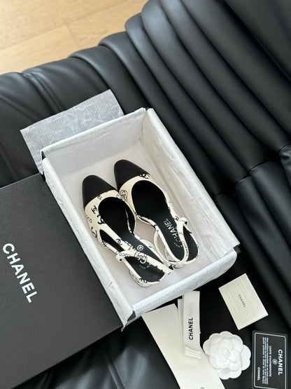 HIGH SLINGBACK IN WHITE MIX BLACK LAMBSKIN