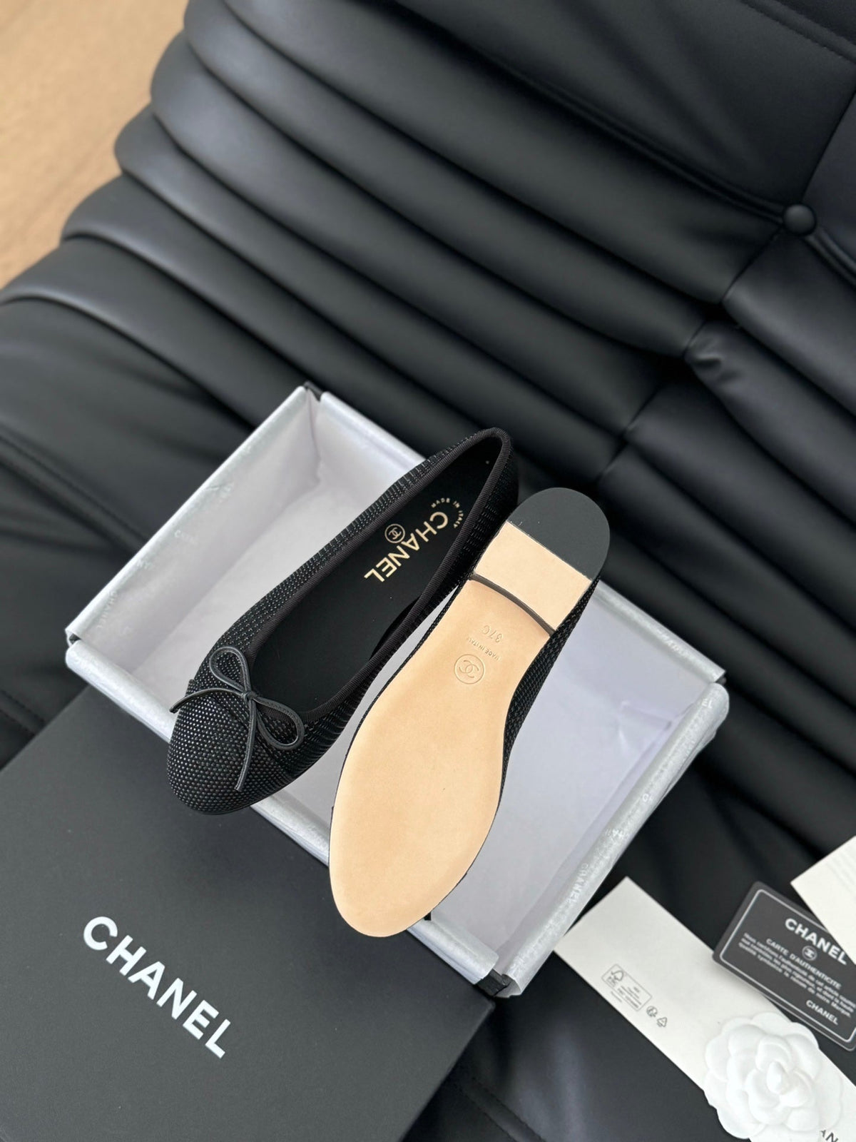 CLASSIC BALLET FLATS BLACK LAMBSKIN