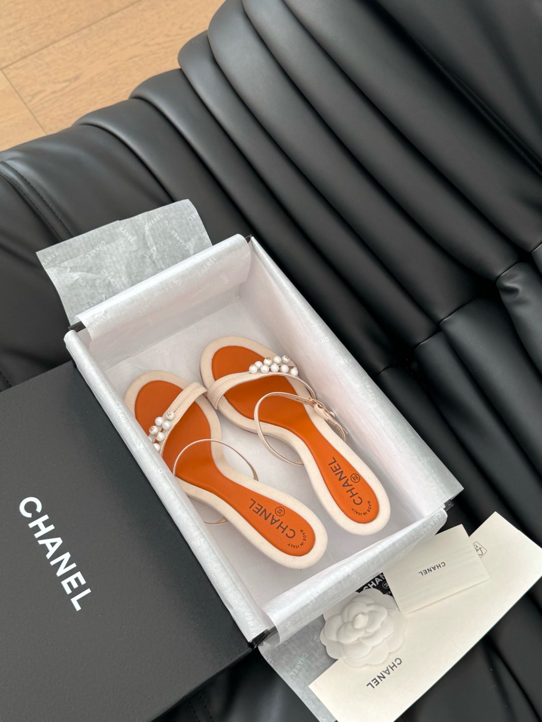 PEARL SANDAL IN BEIGE AND ORANGE LAMBSKIN 35 MM