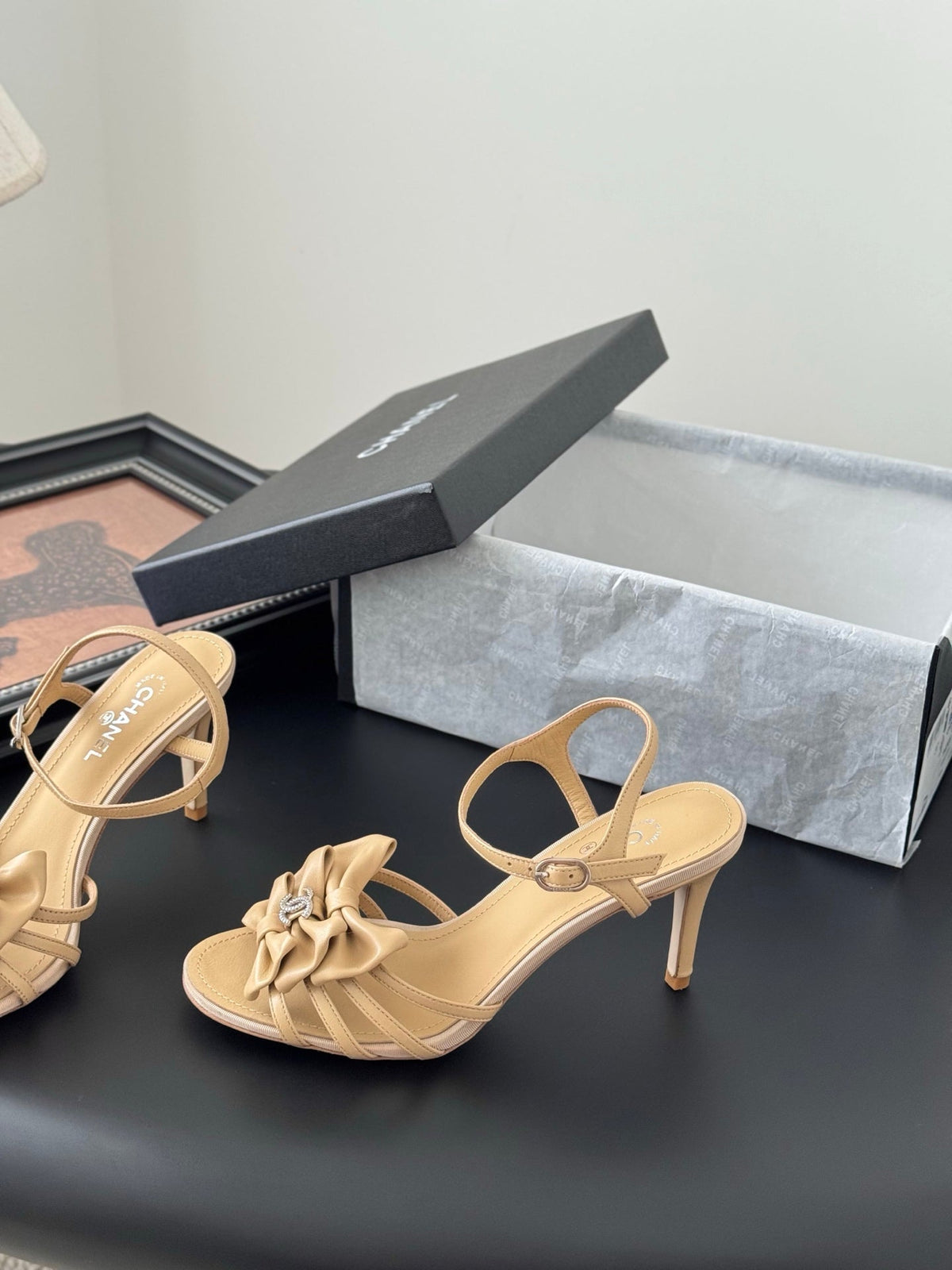 HIGH HEELS SANDALS IN TAN BEIGE SHEEPSKIN