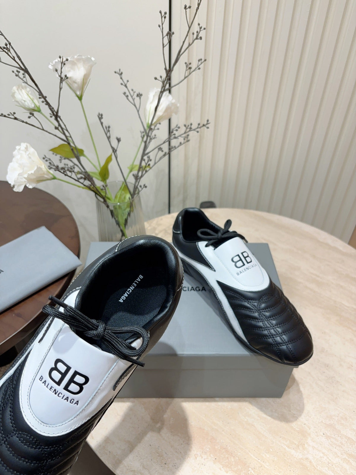 SOCCER SNEAKER IN BLACK MIX WHITE QUILTED LAMBSKIN