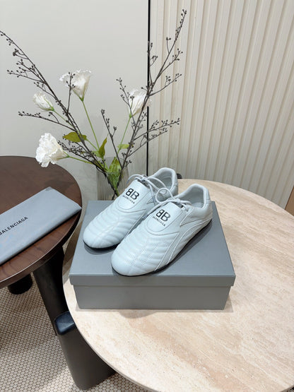 SOCCER SNEAKER IN WHITE QUILTED LAMBSKIN