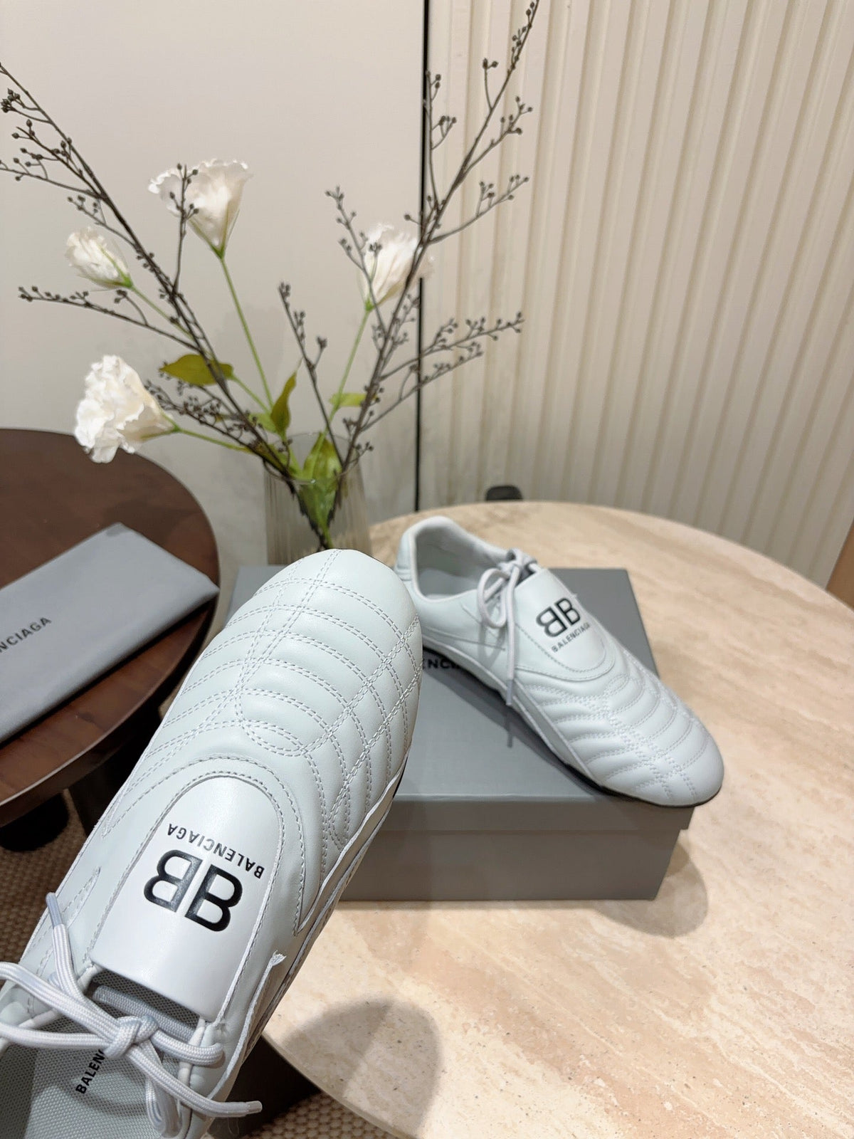 SOCCER SNEAKER IN WHITE QUILTED LAMBSKIN