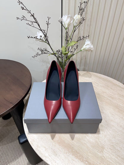 CURVED HEEL SHALLOW MOUTH PUMPS IN CADILLAC CALFSKIN