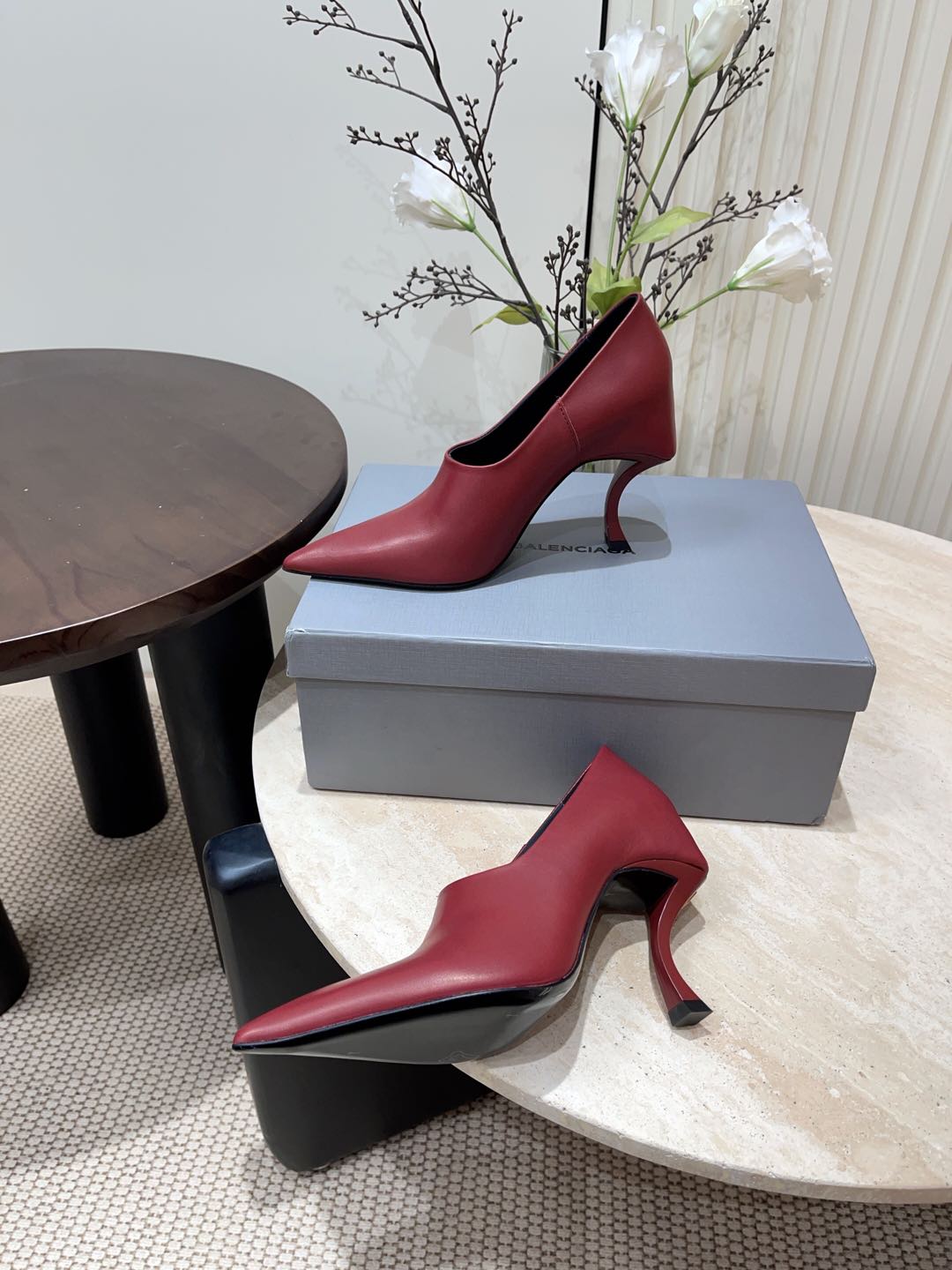 CURVED HEEL DEEP MOUTH PUMPS IN CADILLAC CALFSKIN