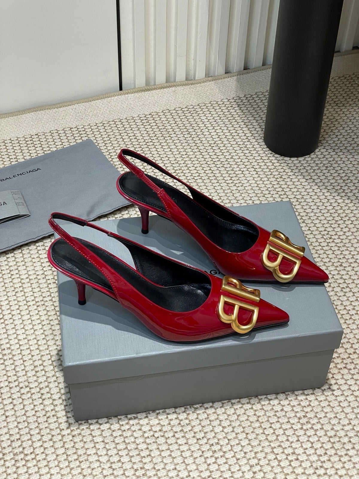 POINTED BB GOLD BUCKLE HIGH SLINGBACK 60MM IN RED PATENT CALFSKIN