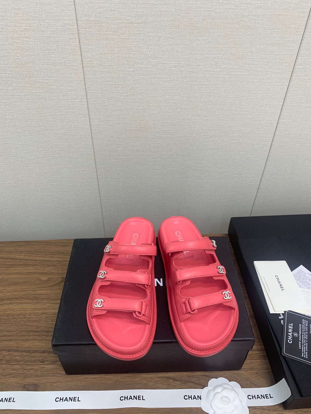 DAD SANDAL IN RED PINK LAMBSKIN MULE