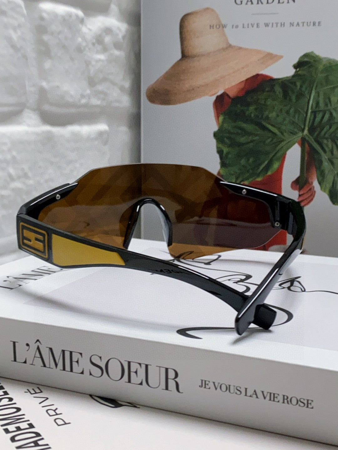 FF SQUARED VISOR FRAME SUNGLASSES 557144 IN ACETATE