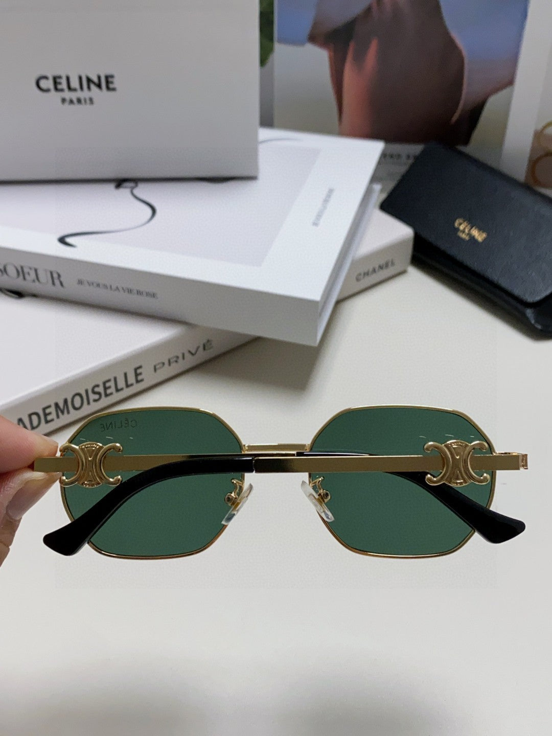 TRIOMPHE SUNGLASS 497821 IN GOLD METAL DARK TEAL LENSES