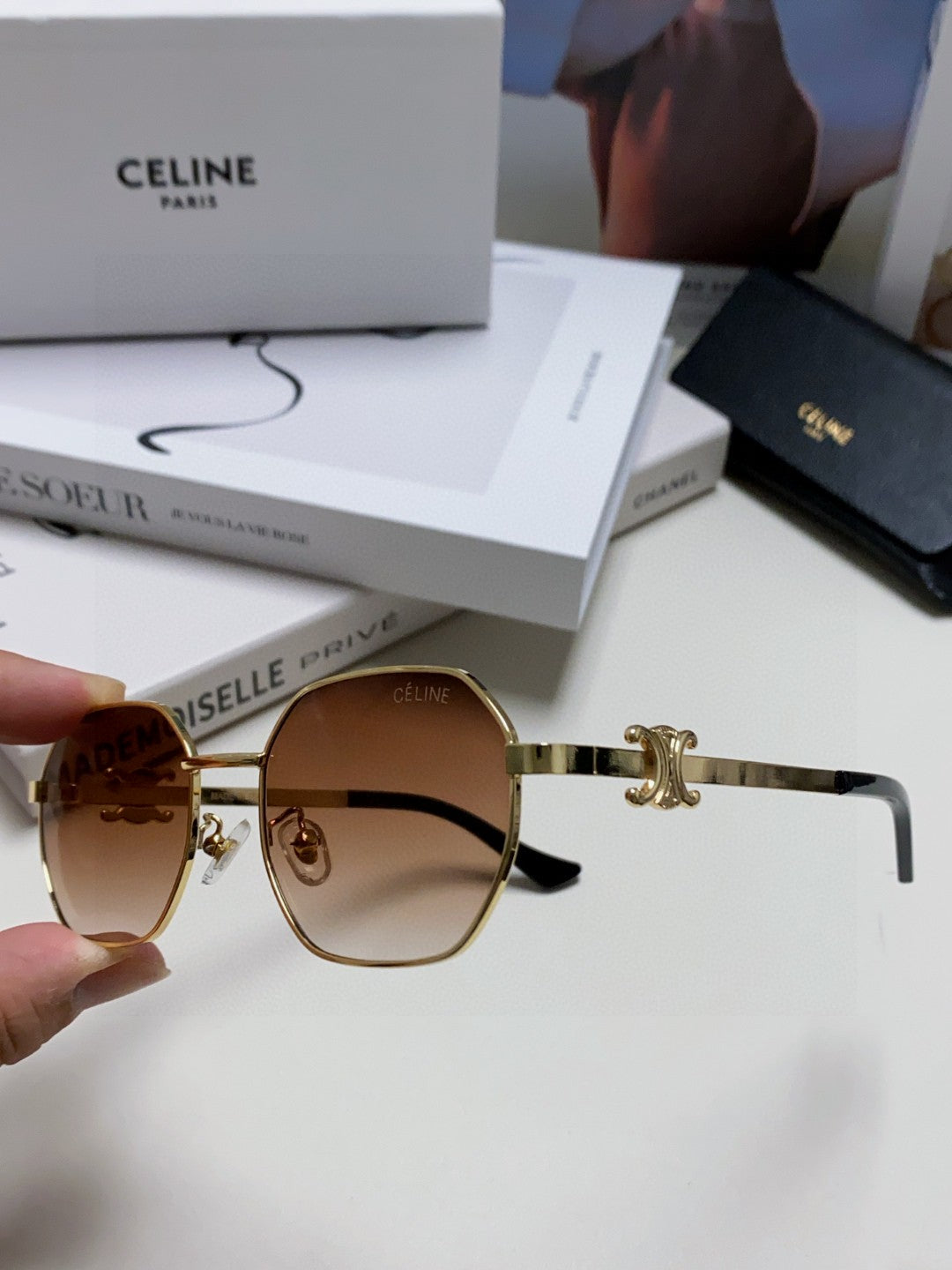 TRIOMPHE SUNGLASS 497822 IN GOLD METAL BROWN SMOKE LENSES