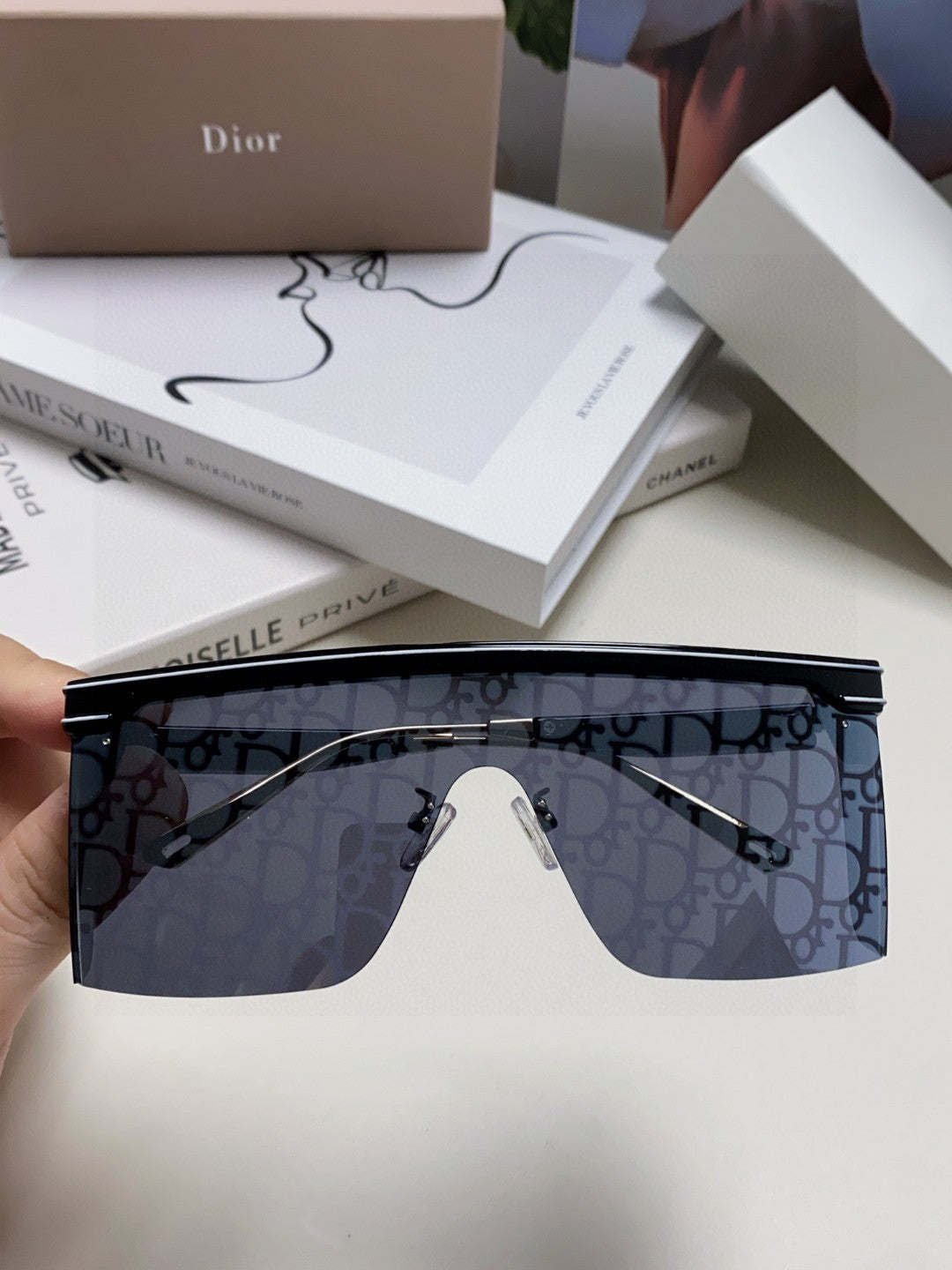 OBLIQUE SUNGLASS CLUB M1U IN BLACK ACETATE