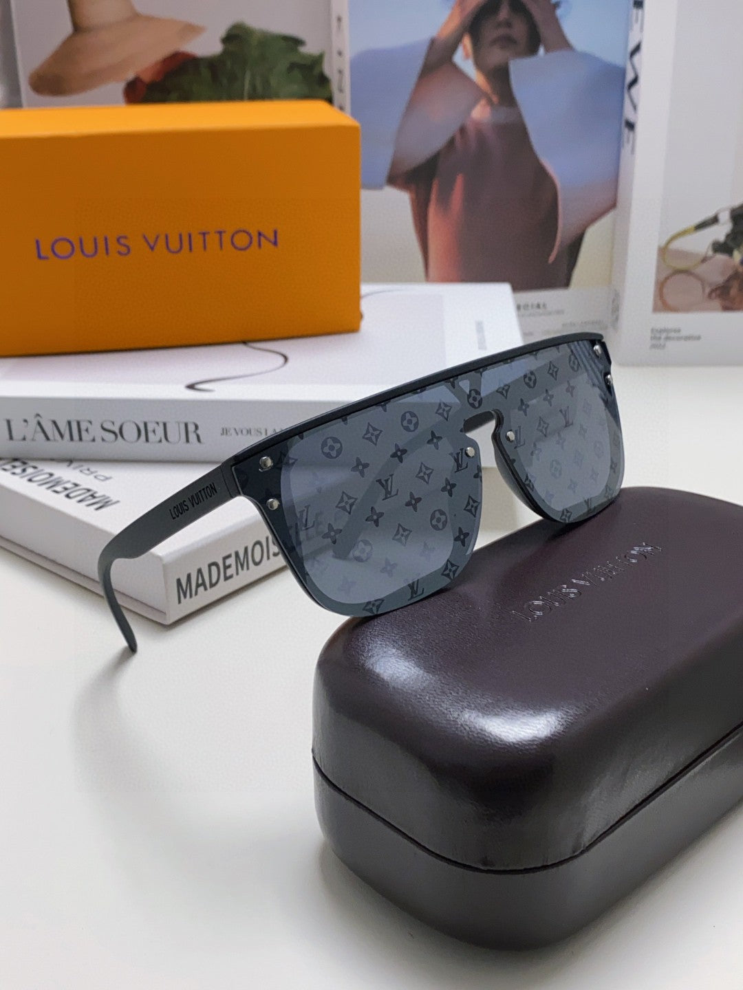 WAIMEA SUNGLASSES 581362 IN BLACK ACETATE MONOGRAM ON LENS