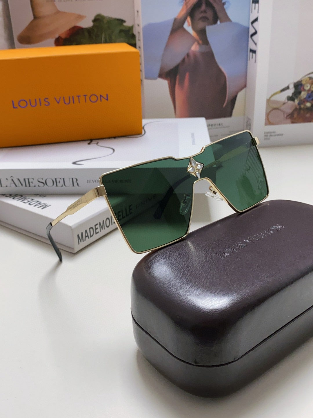 CYCLONE SUNGLASS 581373 IN GOLD METAL DARK GREEN LENSES