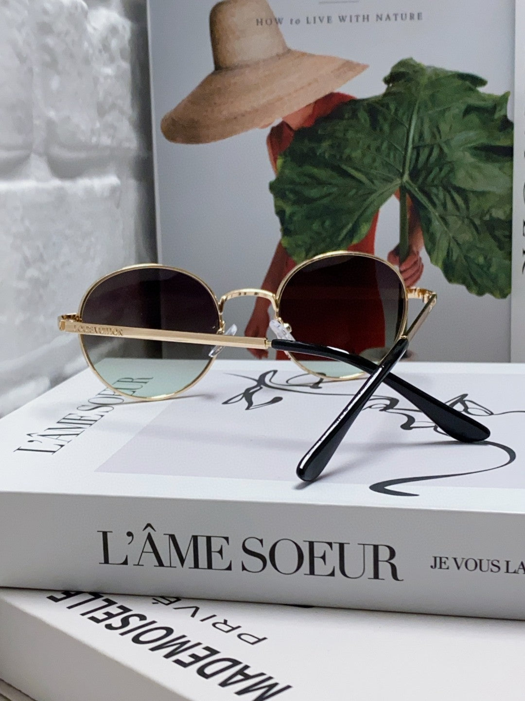 SIGNATURE ROUND SUNGLASS 581381 IN GOLD METAL GREY SMOKE LENSES