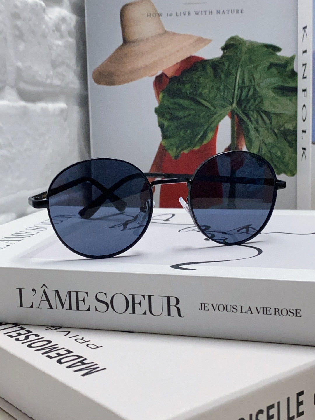 SIGNATURE ROUND SUNGLASS 581383 IN BLACK METAL