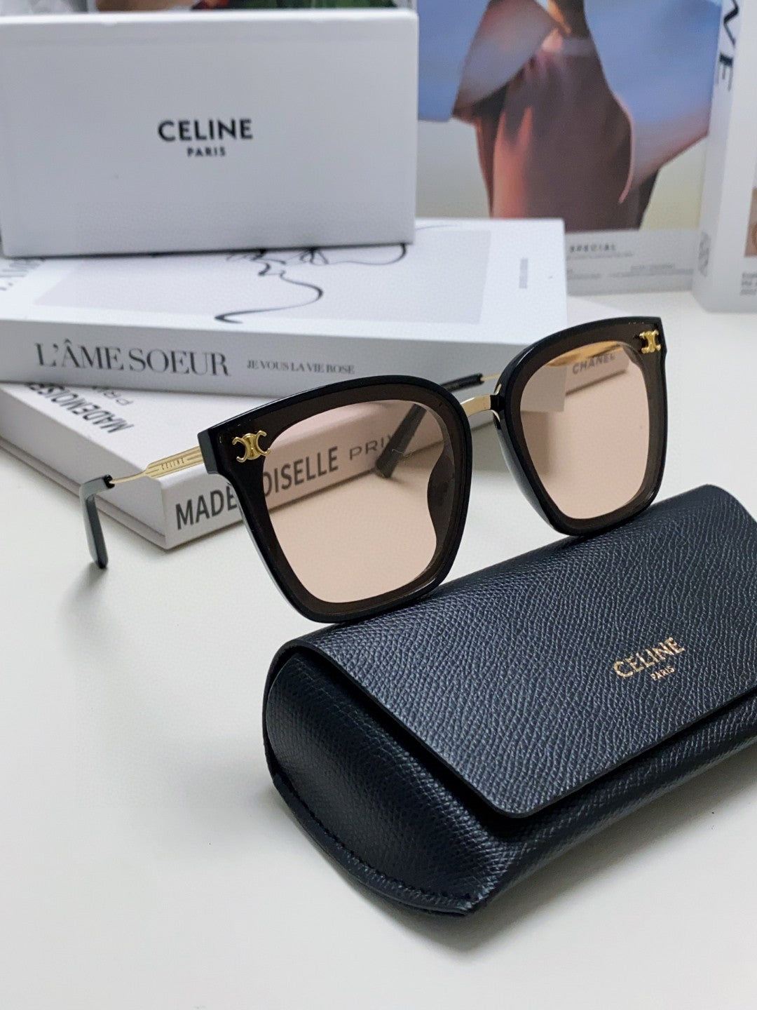 TRIOMPHE SUNGLASSES 548589 IN BLACK ACETATE GRADIENT SMOKE LENSES