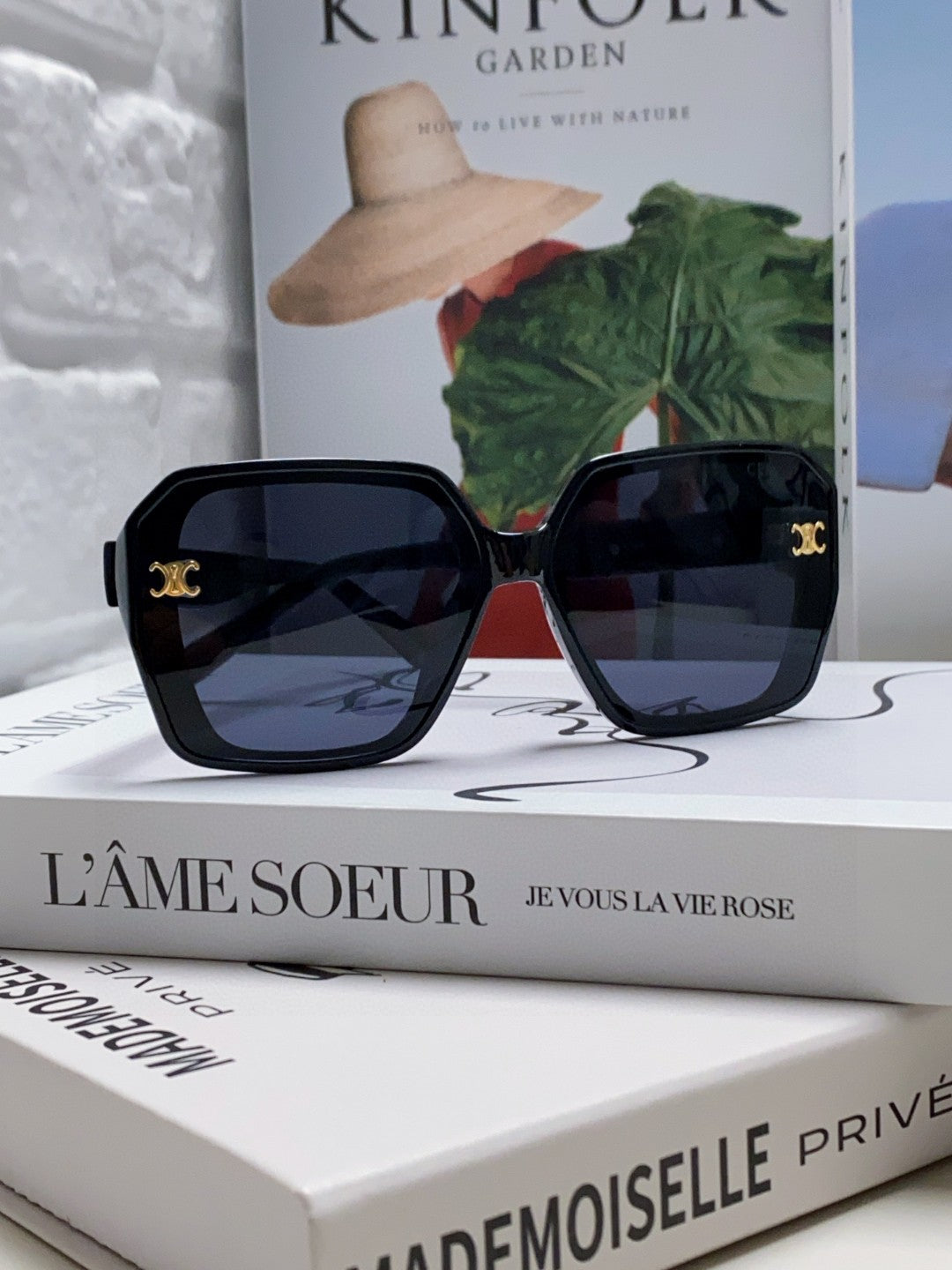 TRIOMPHE SUNGLASSES 548595 IN BLACK ACETATE