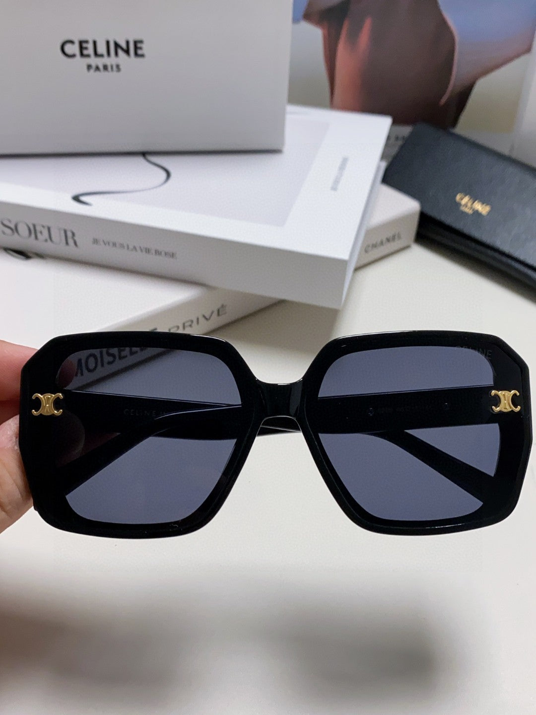 TRIOMPHE SUNGLASSES 548595 IN BLACK ACETATE