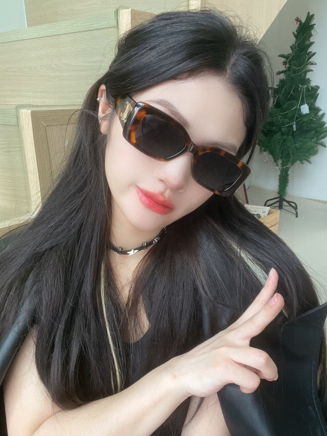 TRIOMPHE SUNGLASSES 548600 IN DARK HAVANA ACETATE