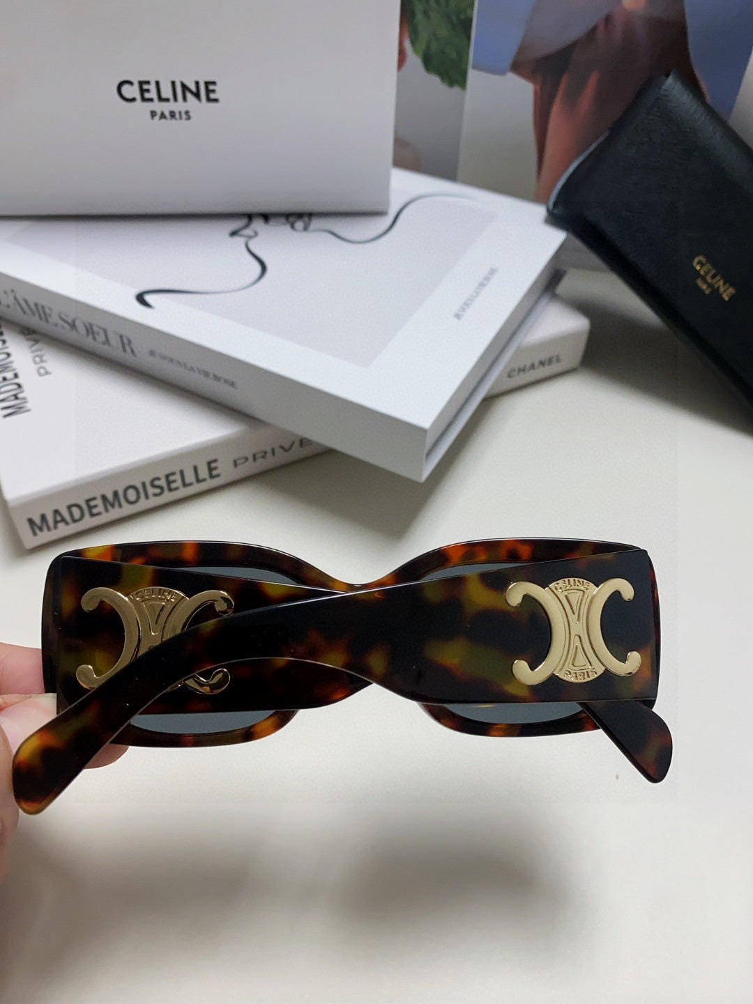 TRIOMPHE SUNGLASSES 548600 IN DARK HAVANA ACETATE
