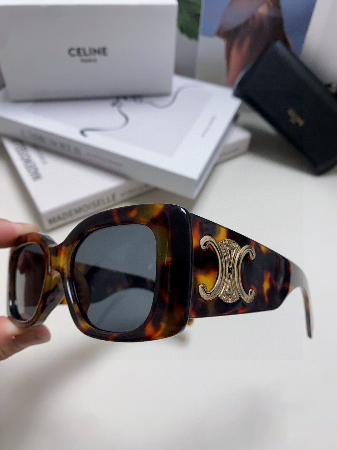 TRIOMPHE SUNGLASSES 548600 IN DARK HAVANA ACETATE