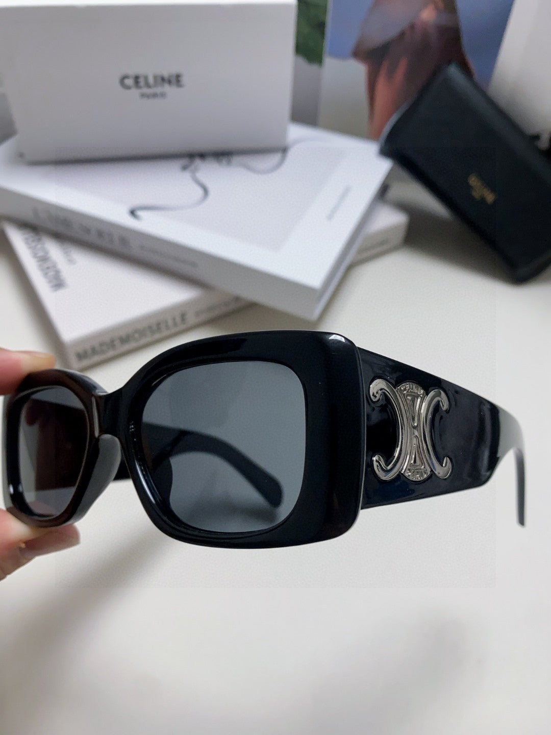 TRIOMPHE SUNGLASSES 548601 IN BLACK ACETATE SILVER LOGO