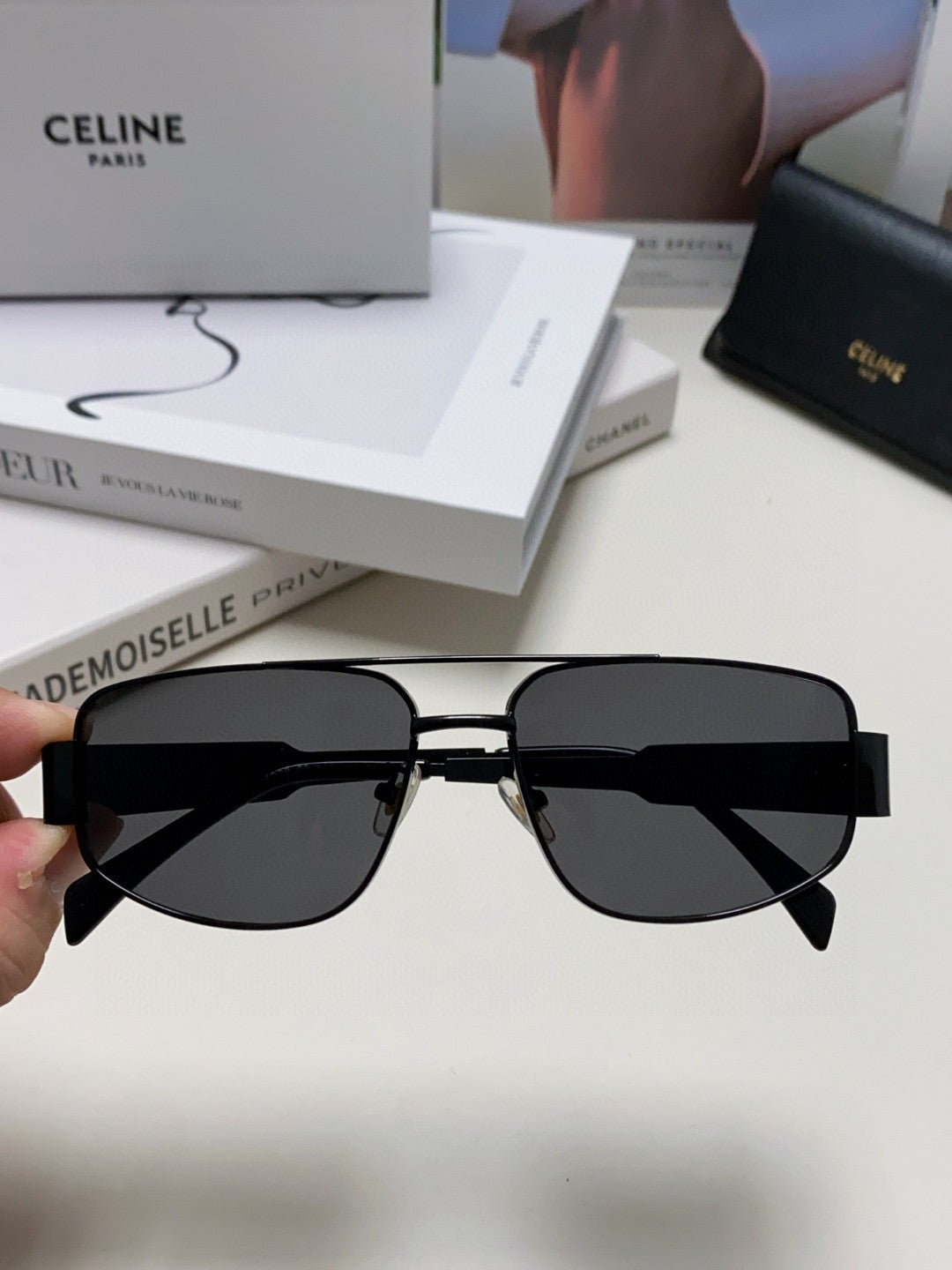 TRIOMPHE SUNGLASS 512996 IN BLACK METAL