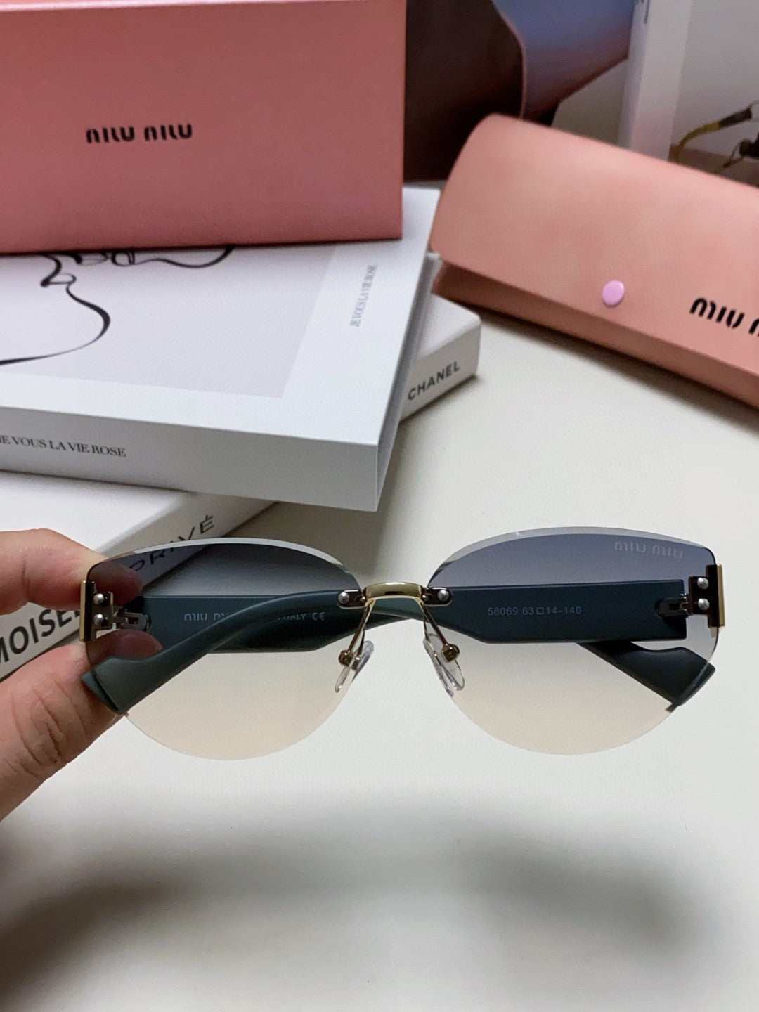 LOGO SUNGLASSES 513012 IN BLUE ACETATE
