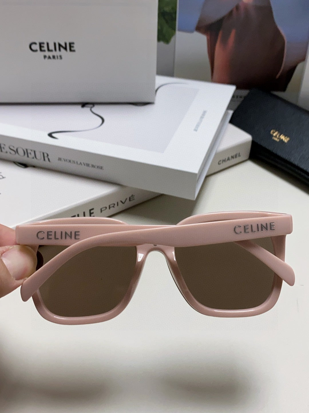 TRIOMPHE SUNGLASSES 552774 IN BABY PINK ACETATE TEXT LOGO