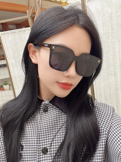 TRIOMPHE SUNGLASSES 552776 IN BLACK ACETATE TEXT LOGO
